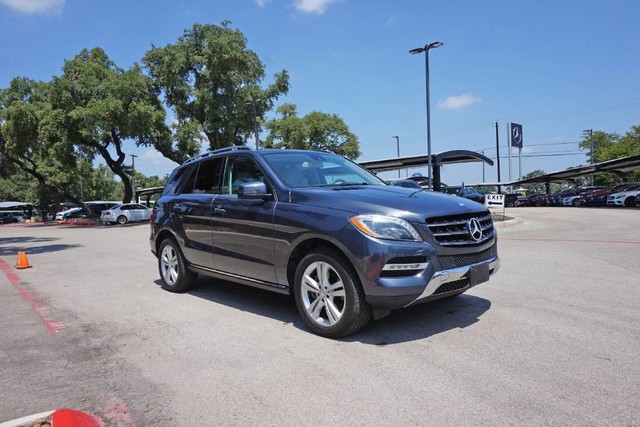 Mercedes Benz M Class Rear Wheel Drive Suv Offsite Location